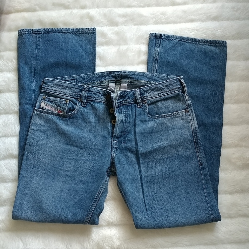 Diesel Men's Straight Jeans‎ in Blue